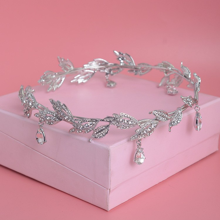 Luxury Crystal Crown Bridal Ha - đánh giá và giá Aerith Cosplay Prop