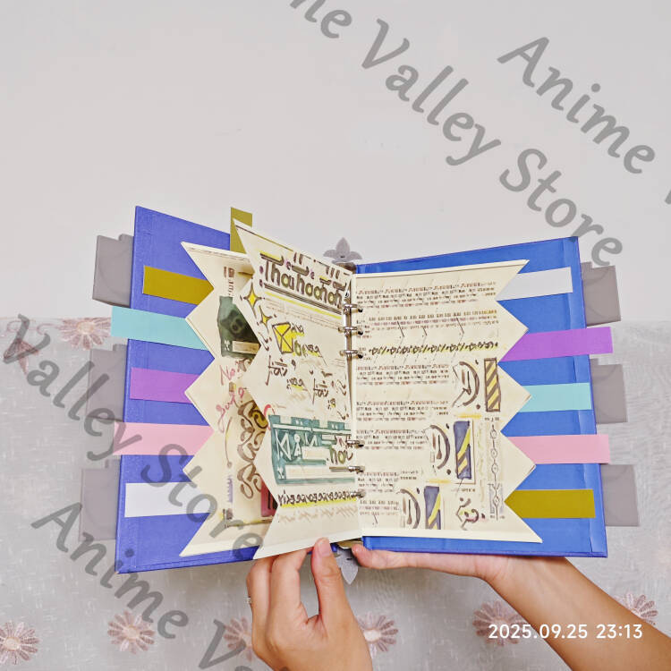 Anime Zenless Zone Zero Lucia  - đánh giá và giá Cosplay Prop Book