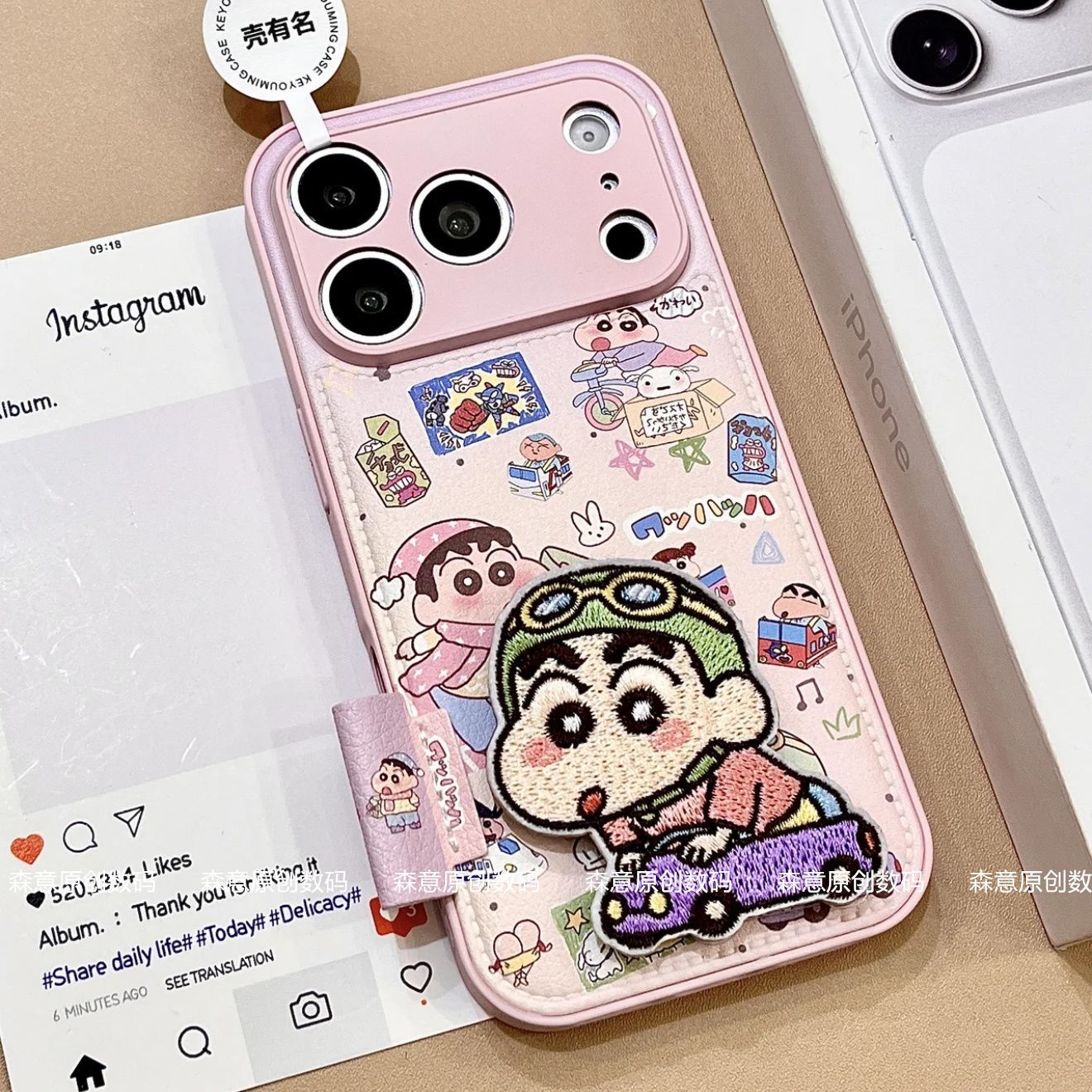 Crayon Shin chan phone case su - đánh giá và giá Cosplay Prop Patterns