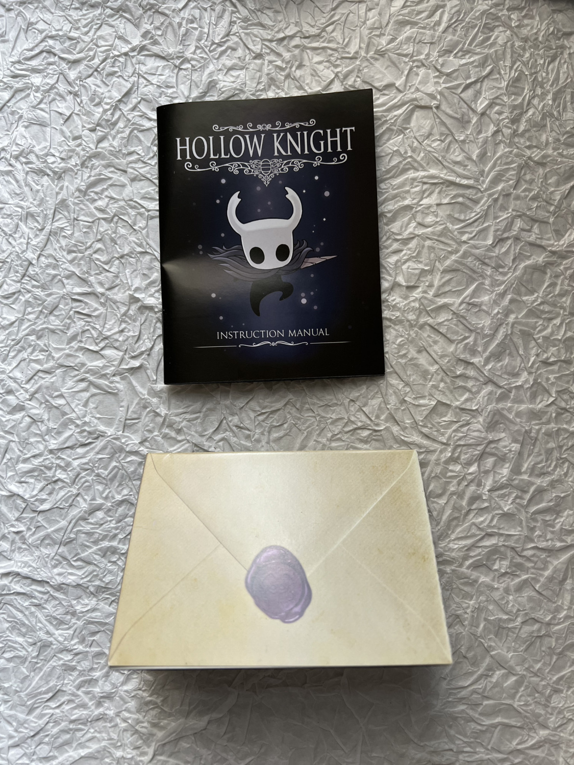 Game Hollow Knight Instruction - đánh giá và giá Cosplay Prop Book